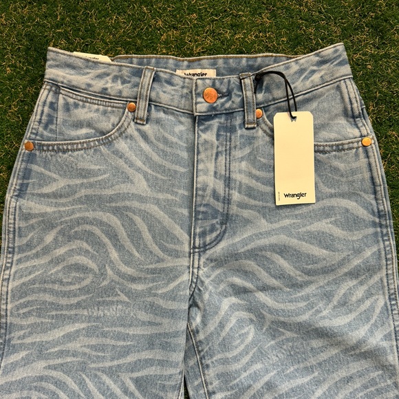 Wrangler Wanderer 622 High Rise Flare ~Wild Thing - Picture 5 of 14